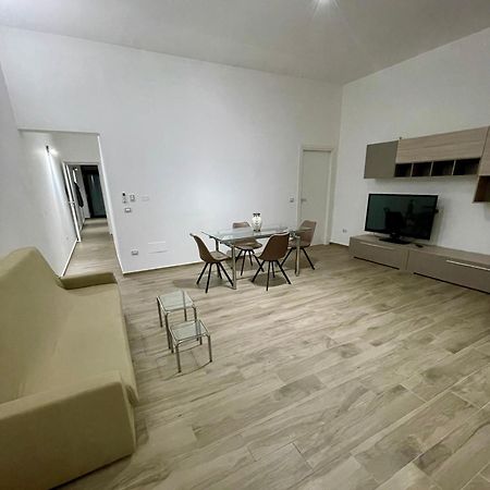 Cristina Home San Pietro Vernotico Bagian luar foto