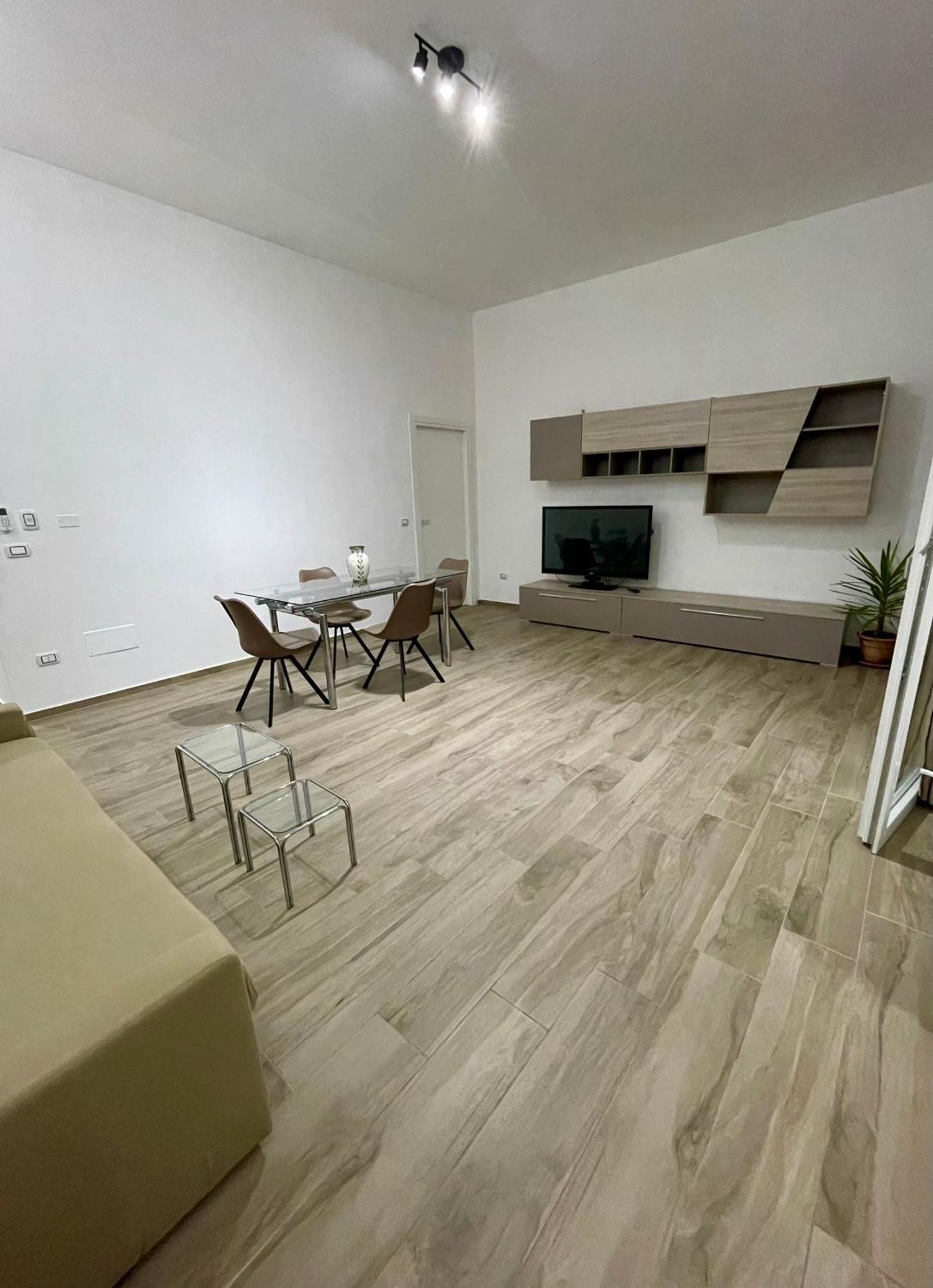 Cristina Home San Pietro Vernotico Bagian luar foto