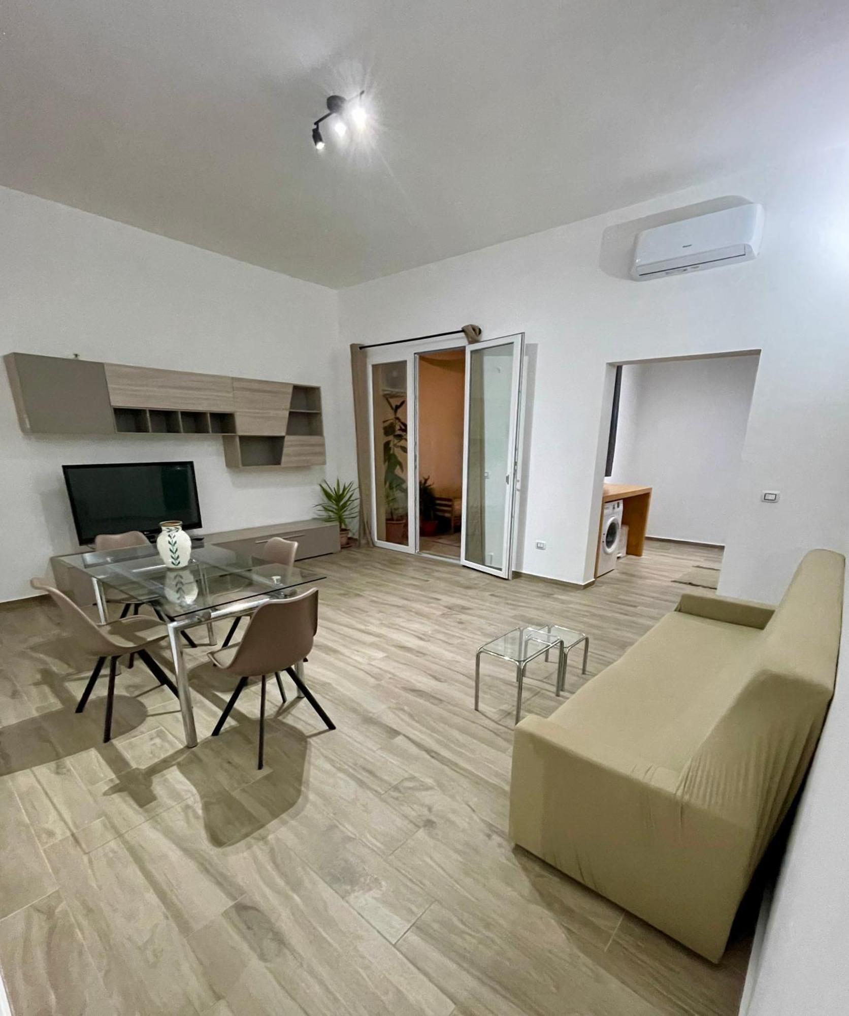 Cristina Home San Pietro Vernotico Bagian luar foto