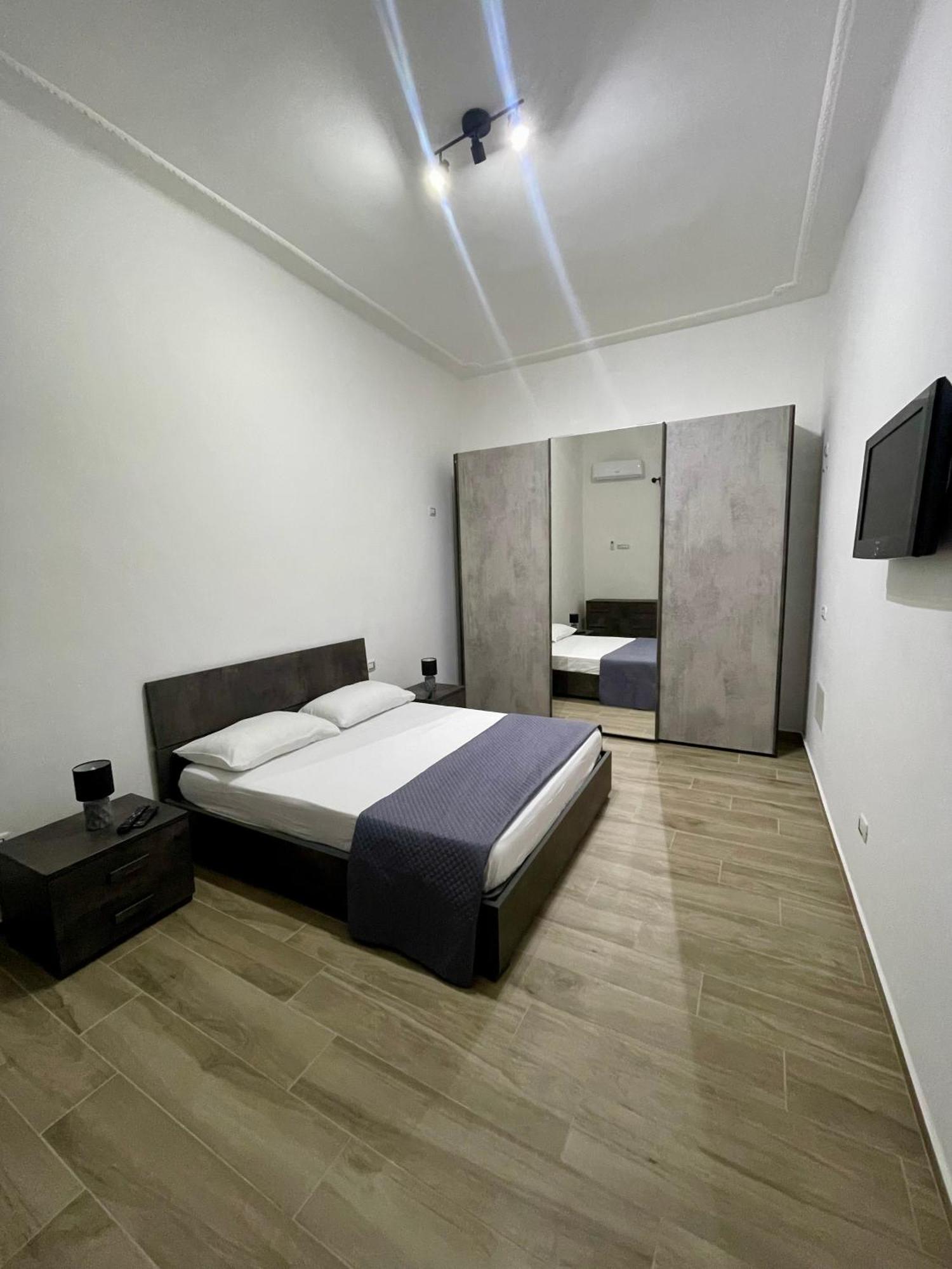 Cristina Home San Pietro Vernotico Bagian luar foto