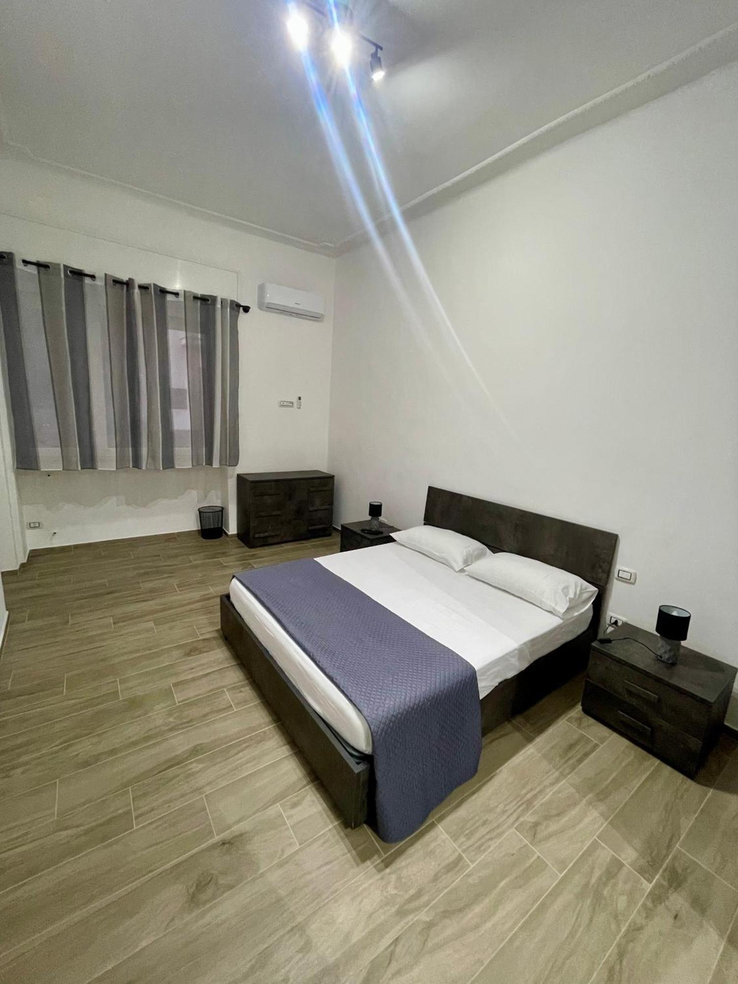 Cristina Home San Pietro Vernotico Bagian luar foto