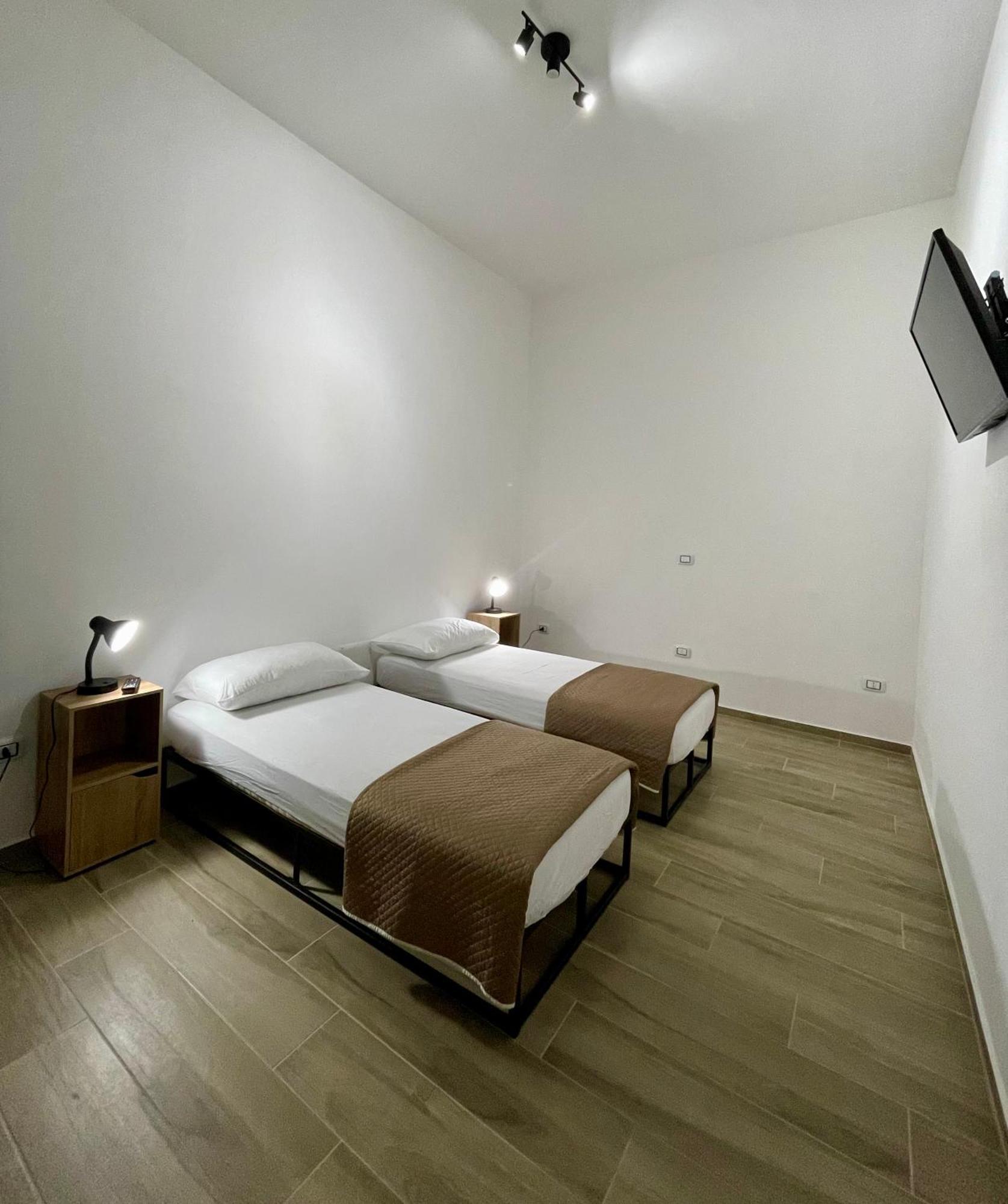Cristina Home San Pietro Vernotico Bagian luar foto